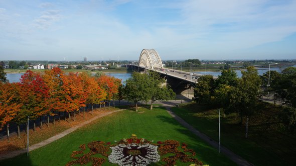 Waalbrug, Nijmegen door Max Snoep (bron: Shutterstock)