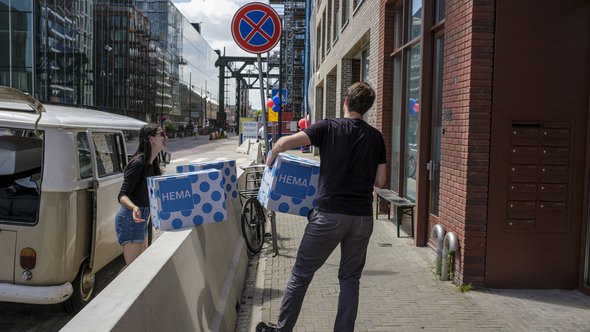 Nieuwe bewoners melden zich op Oostenburg door Allart Blaauboer (bron: Urhahn)