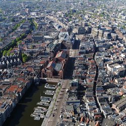 Luchtfoto Amsterdam door GLF Media (Shutterstock)
