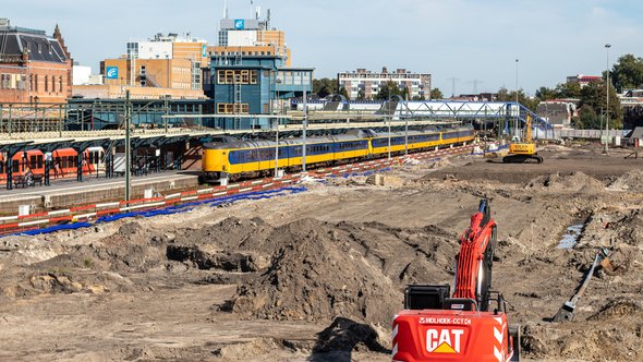 Werkzaamheden naast station Groningen door Steven Klaassens (bron: Shutterstock)