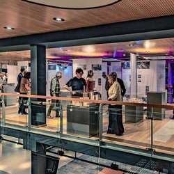 Tentoonstelling door John Lewis Marshall (bron: John Lewis Marshall)