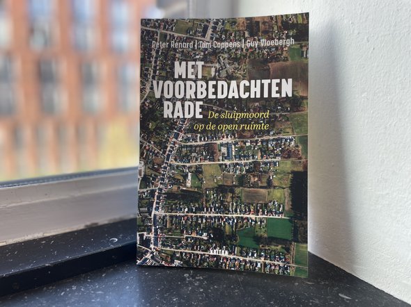 Cover 'Met voorbedachten rade' door Stichting Kennis Gebiedsontwikkeling (bron: Stichting Kennis Gebiedsontwikkeling)