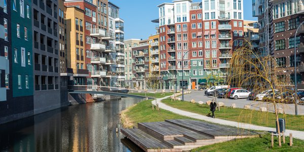 Holland Park, Diemen Zuid door Milos Ruzicka (bron: shutterstock.com)