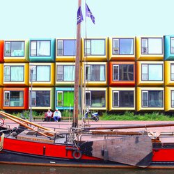 Containerwoningen, Amersfoort door ingehogenbijl (bron: shutterstock.com)