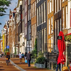 Amsterdam straat Pixabay door djedj (pixabay.com)
