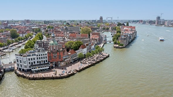 Vogelvlucht van Dordrecht door Steve Photography (bron: Shutterstock)