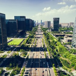 Groene stad van de toekomst door John_T (bron: shutterstock.com)