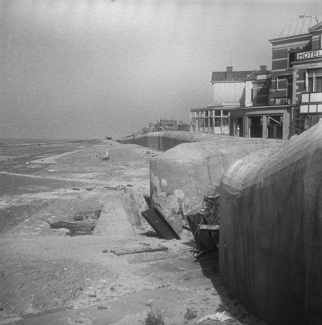 Resten van de Atlantikwall door Martin Hendriksma (bron: Foto uit boek ‘Aan zee. Een kroniek van de kust’)