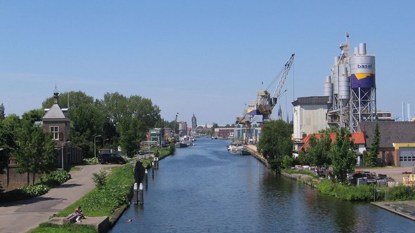 Delft Schieoevers door https://en.wikipedia.org/wiki/nl:Gebruiker:Michiel1972 (bron: Wikimedia Commons)