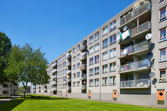 Appartementen complex Rotterdam door R. de Bruijn_Photography (bron: Shutterstock)